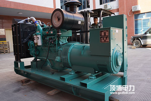 柴油發(fā)電機組維護時添加加水箱寶是什么？