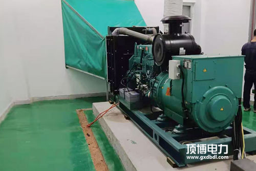 柴油發(fā)電機(jī)組好處多，發(fā)動(dòng)機(jī)使用柴油要慎重