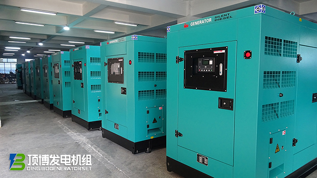 多臺(tái)康明斯靜音箱-高清 (5) 拷貝